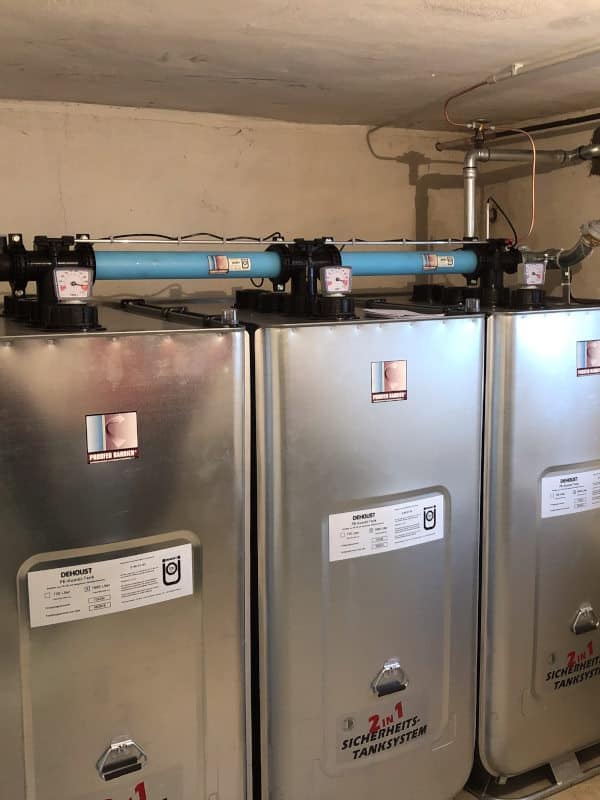 1 Doppelwandige Dehoust Tankbatterie