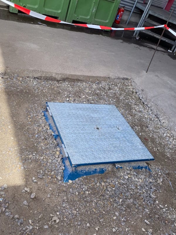 Schachtabdeckung 2